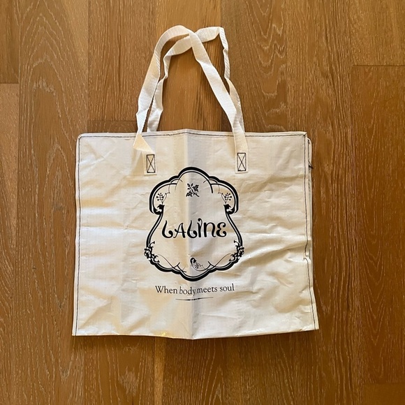 Laline cosmetics large heavy duty shopping bag with a zipper - Picture 2 of 9